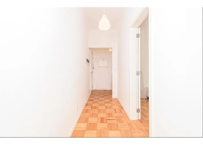 Houze Spacious 4 Bedroom Flat Near Zoo Lejlighed *